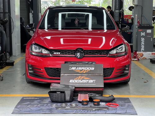 최신 회사 사례 2017 Volkswagen Golf 7 GTI Upgraded with EDDY Carbon Fiber Intake Box